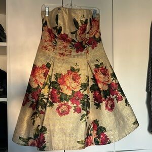 Stunning and cute dress!wedding! Spring!